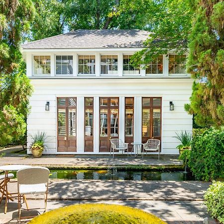 Serene Cottage With Beautiful Garden And Heated Pool Charleston Exterior photo